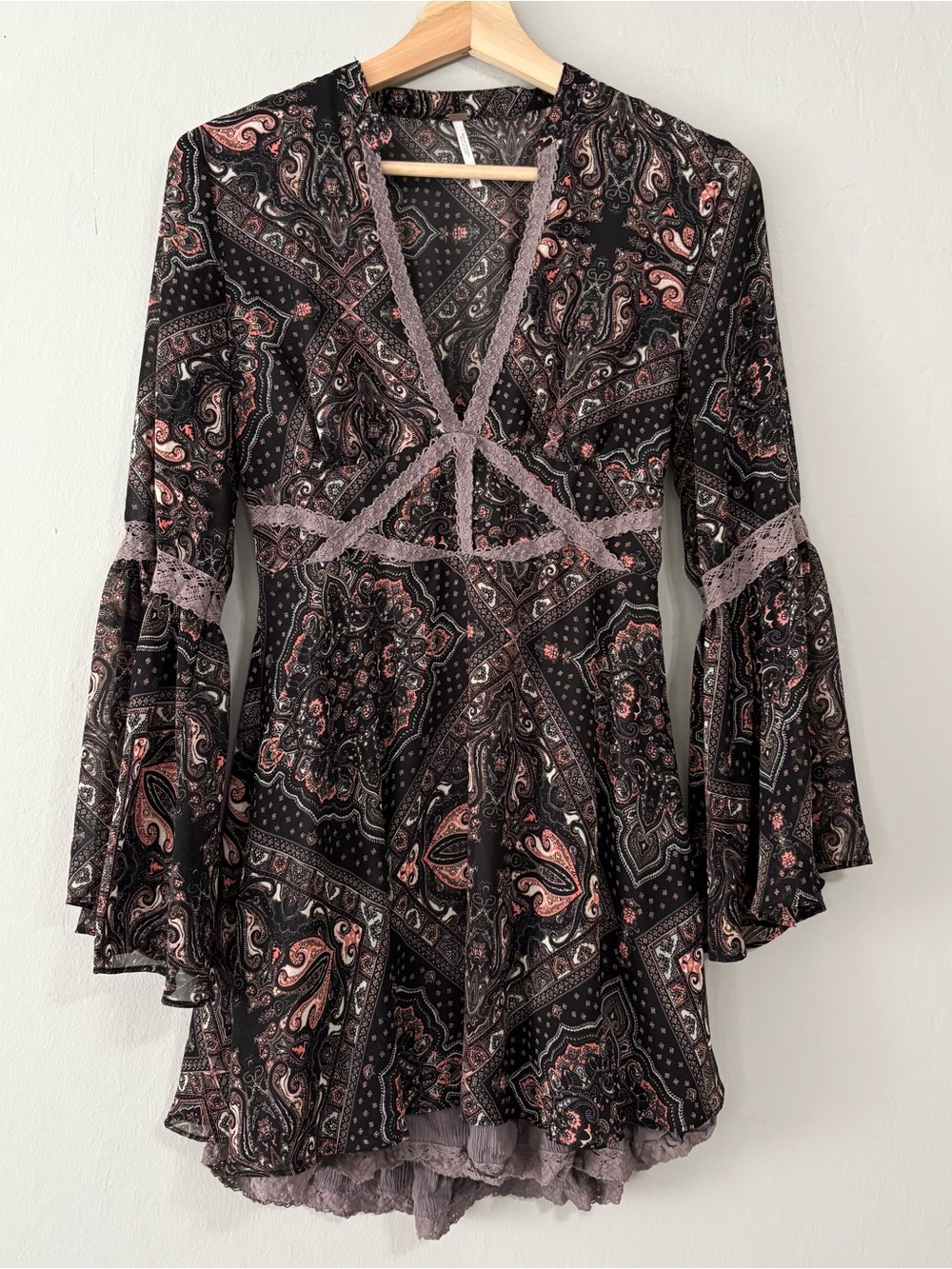 Free People Bohemian Floral Bell Sleeve Lace Trim Flowy Mini Dress Tunic
